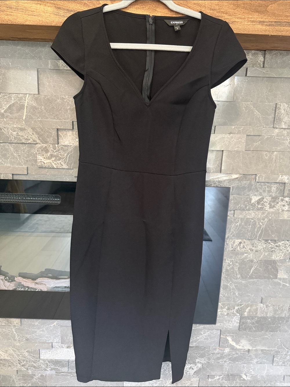 Express Black V-Neck Cap Sleeve Midi Sheath Dress